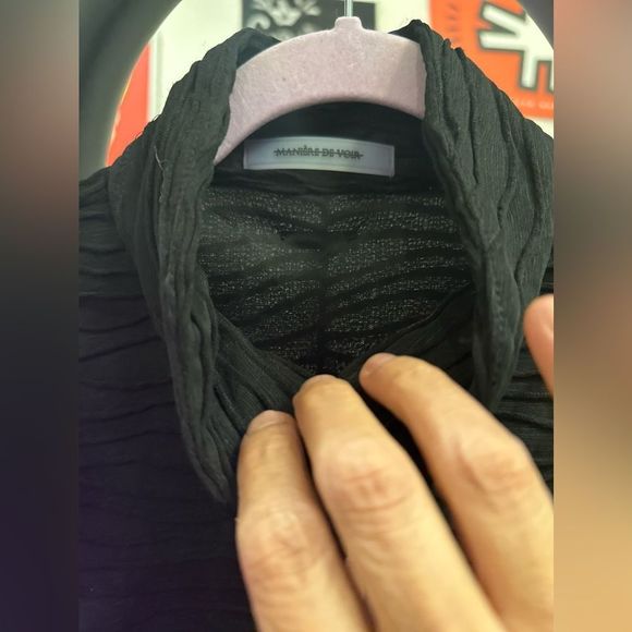 MANIERE DE VOIR ASYMMETRIC SHIRRED MESH TOP - BLACK  SIZE US 10 - Picture 8 of 10